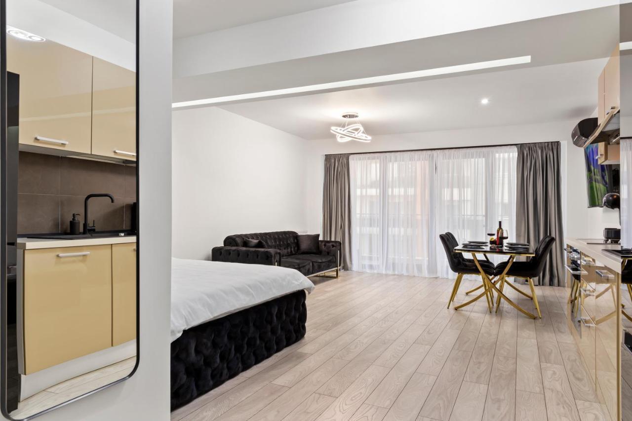 Central Deluxe By Rh Living Bucureşti Ngoại thất bức ảnh