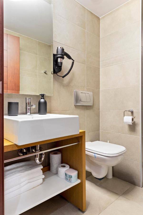 Central Deluxe By Rh Living Bucureşti Ngoại thất bức ảnh
