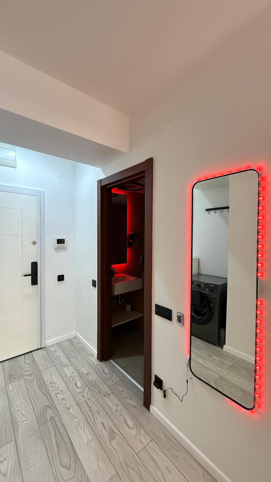 Central Deluxe By Rh Living Bucureşti Ngoại thất bức ảnh