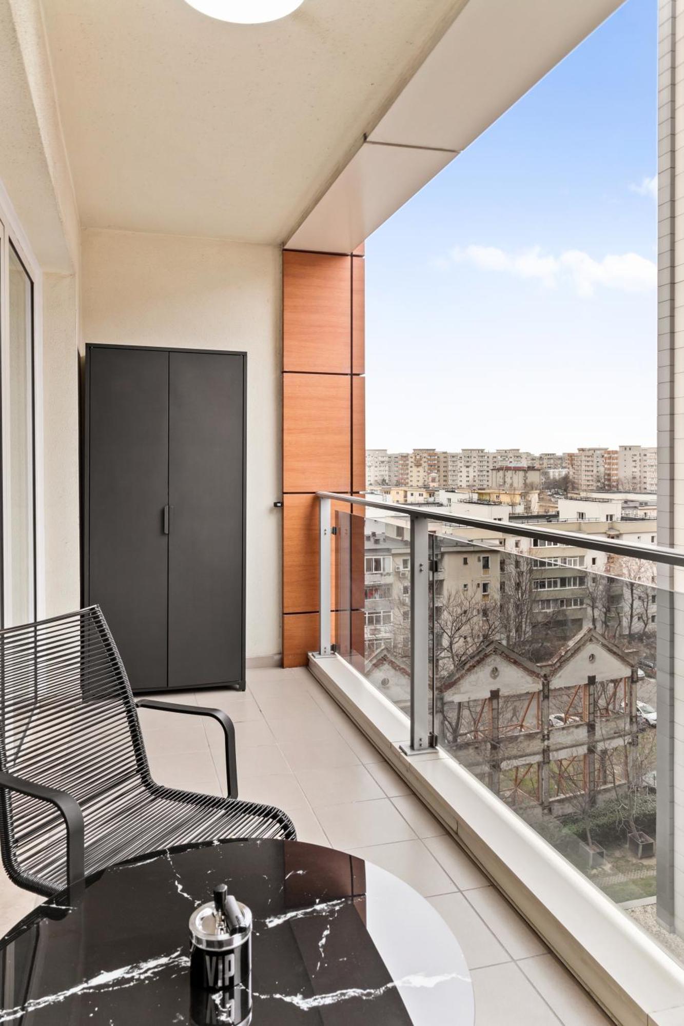 Central Deluxe By Rh Living Bucureşti Ngoại thất bức ảnh