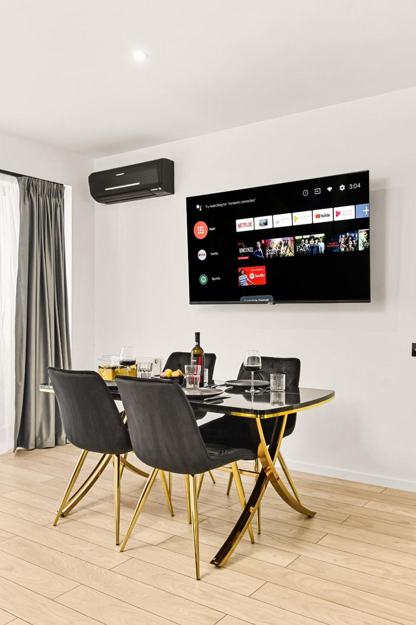 Central Deluxe By Rh Living Bucureşti Ngoại thất bức ảnh